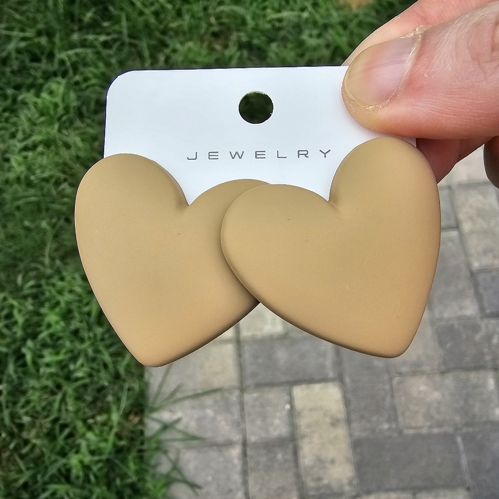 Clay Heart Stud Earrings Brown